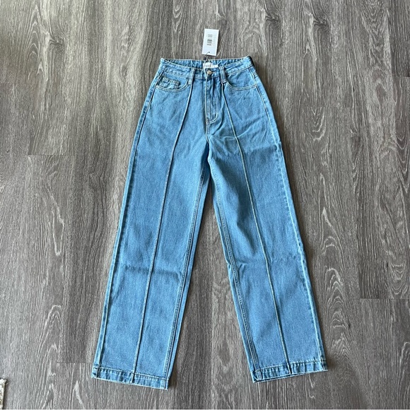 Princess Polly Wide-Leg Retro Jeans - Picture 4 of 11